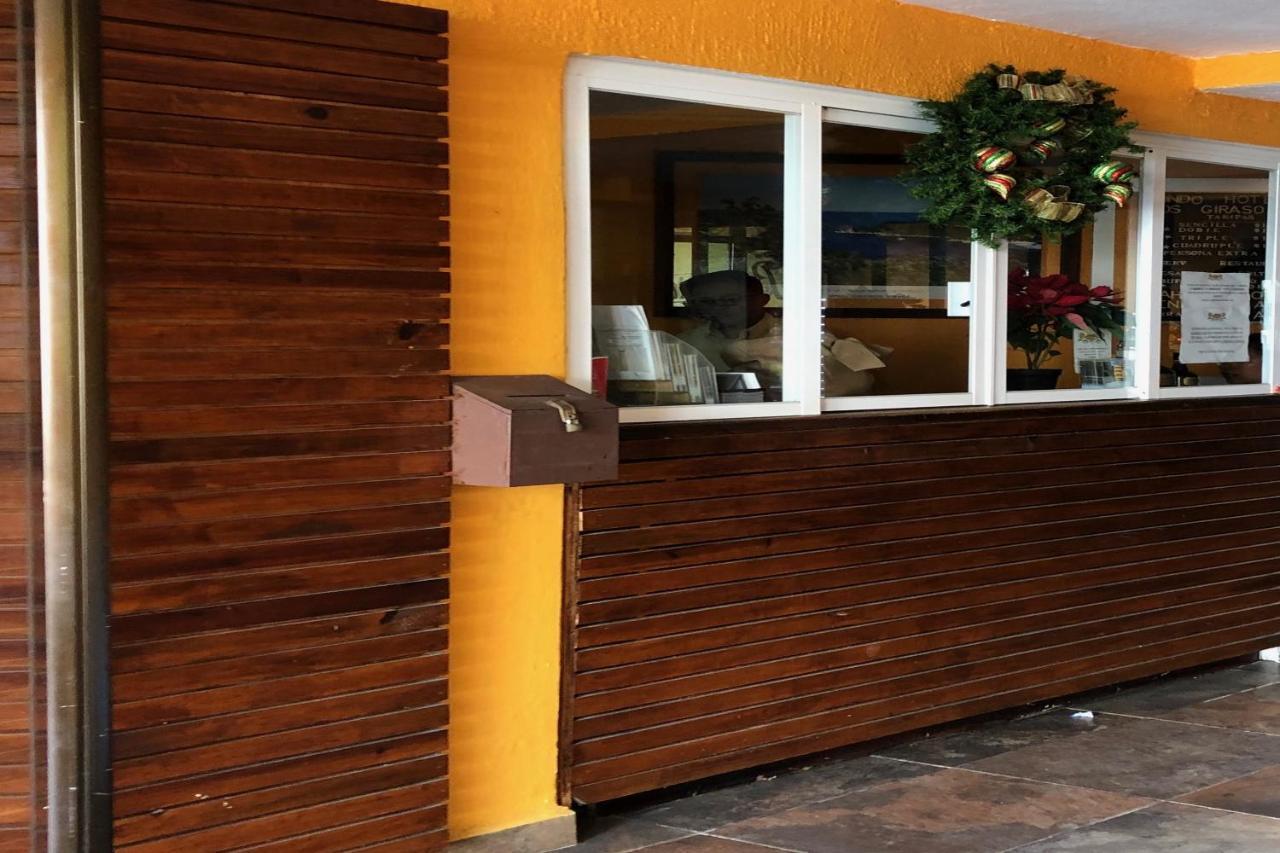 Condo Hotel Los Girasoles Santa María Huatulco Kültér fotó